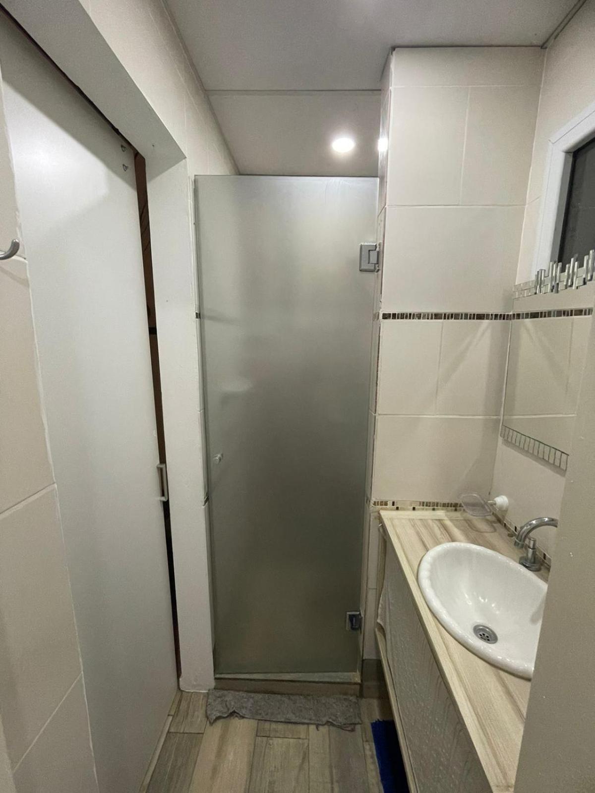 Hospedaje 3 Aeropuerto Ezeiza Pet Friendly Tranfer Gratis Desde Y Hacia El Aeropuerto De Ezeiza A 20 Minutos Apartment Exterior photo